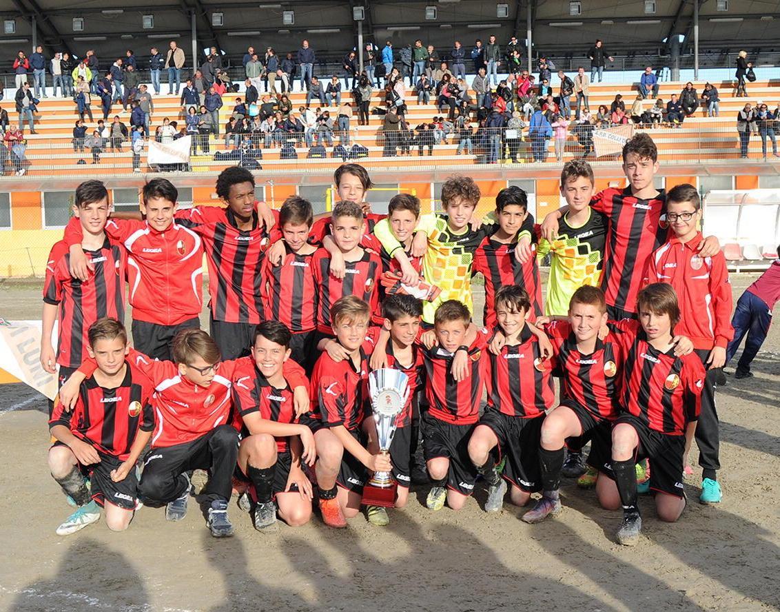 Castelnuovo Magra, il trofeo va alla Lucchese in finale contro lo Spezia