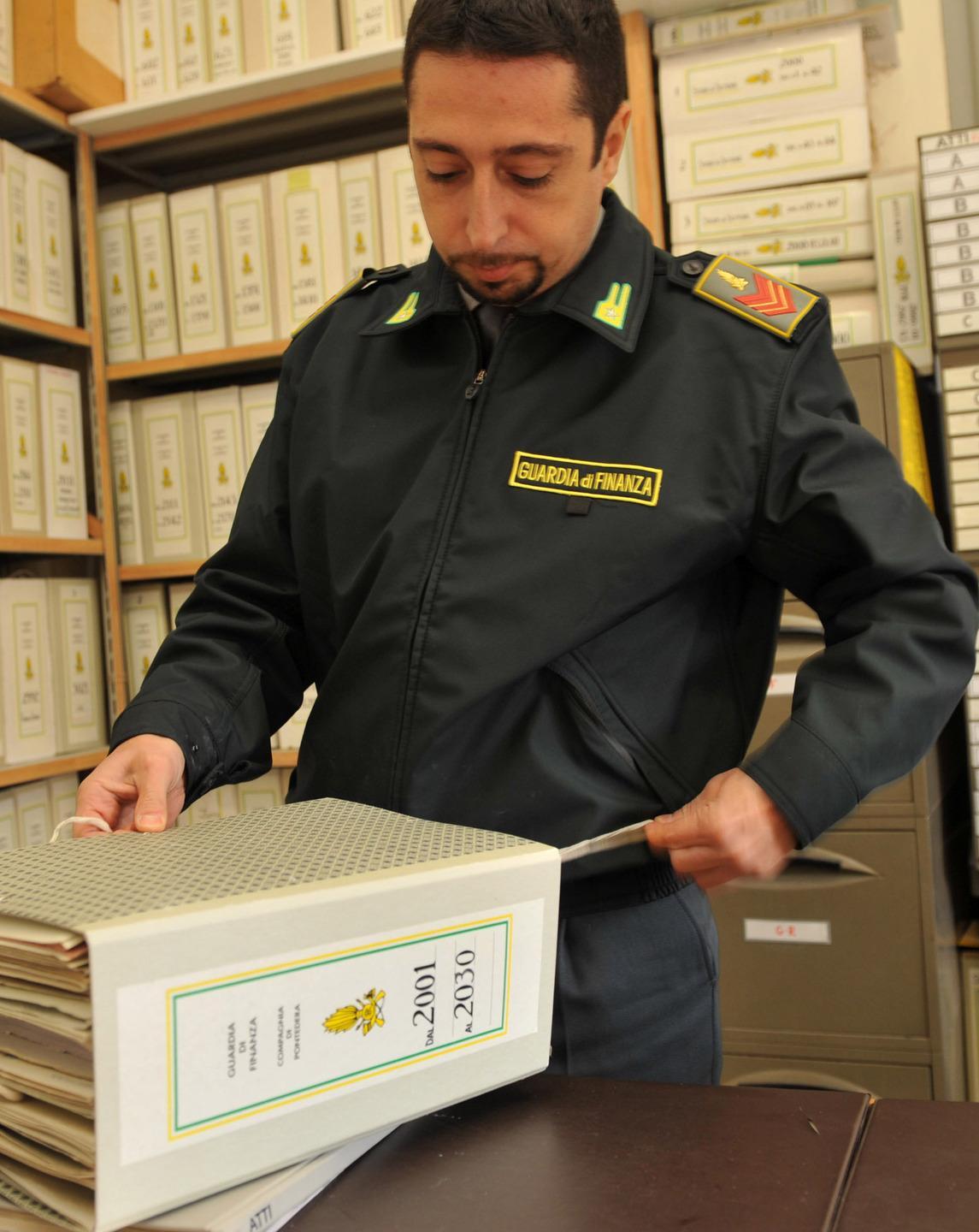 Negati i domiciliari all’impiegato arrestato per truffa 