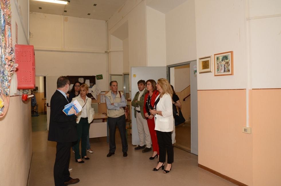 L’assessore Grieco in visita alle scuole