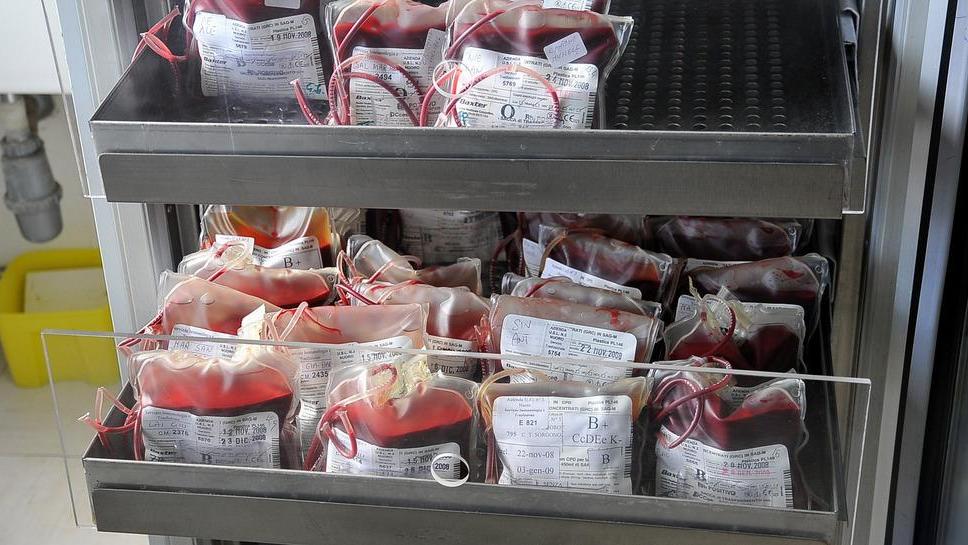 Sempre meno donatori di sangue, terapie a rischio in Sardegna