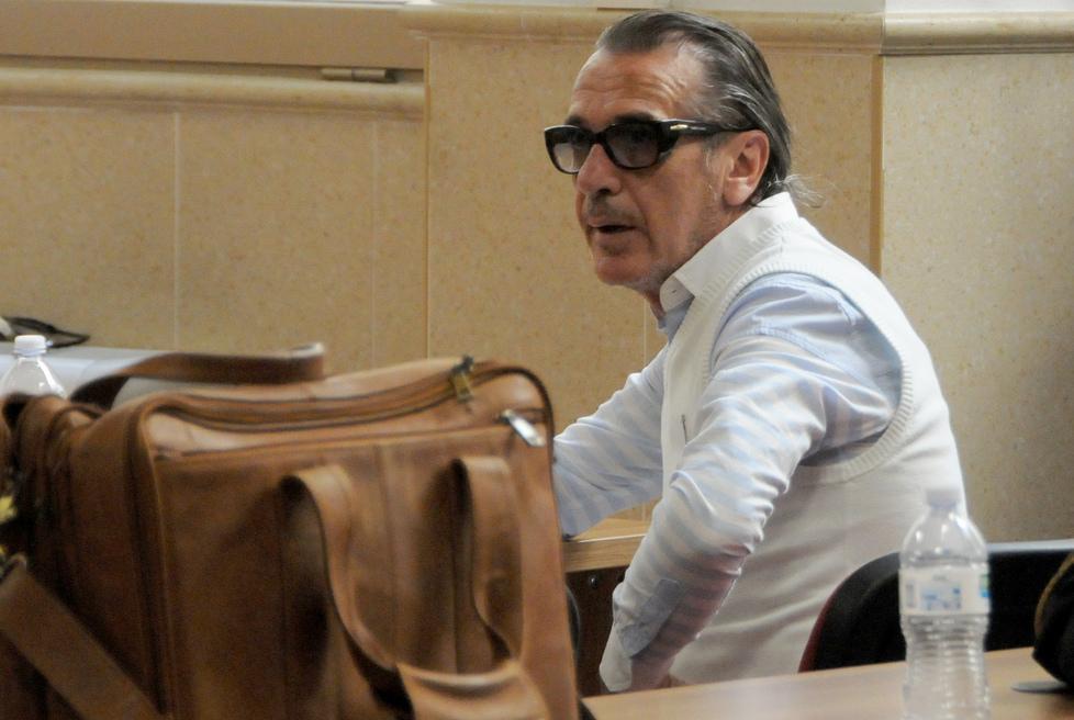 Mario Mele in aula il re delle discoteche risponde ai giudici 