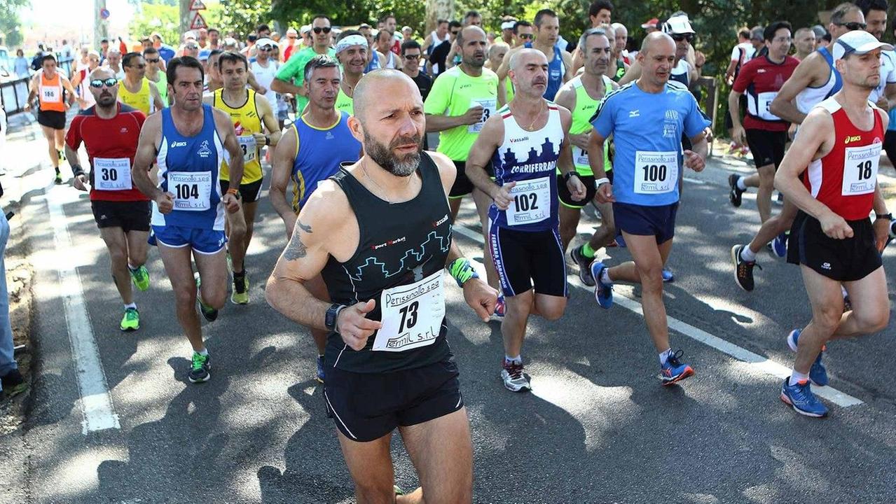 Domattina a Cona tanti big in gara Cambia la viabilità