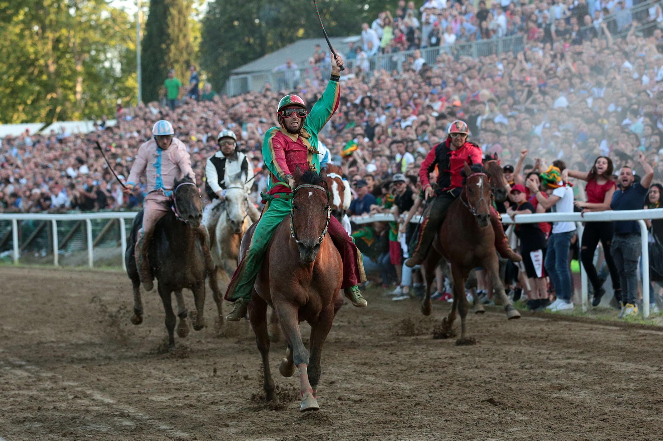 Gavino Sanna sul cavallo Tiepolo (foto Agenzia Sestini)