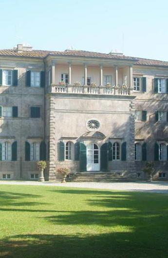 I principali incanti fino a metà luglio: c’è la storica Villa Fanini (valutata oltre nove milioni), ma anche tante occasioni