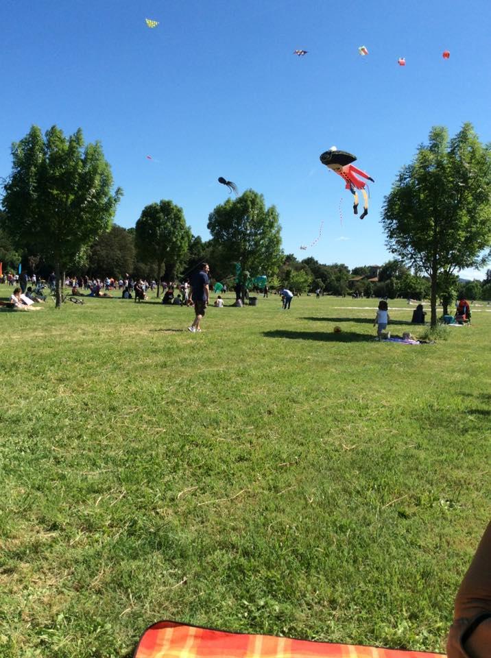 La festa "Voliamo con i colori" alle Cascine di Tavola