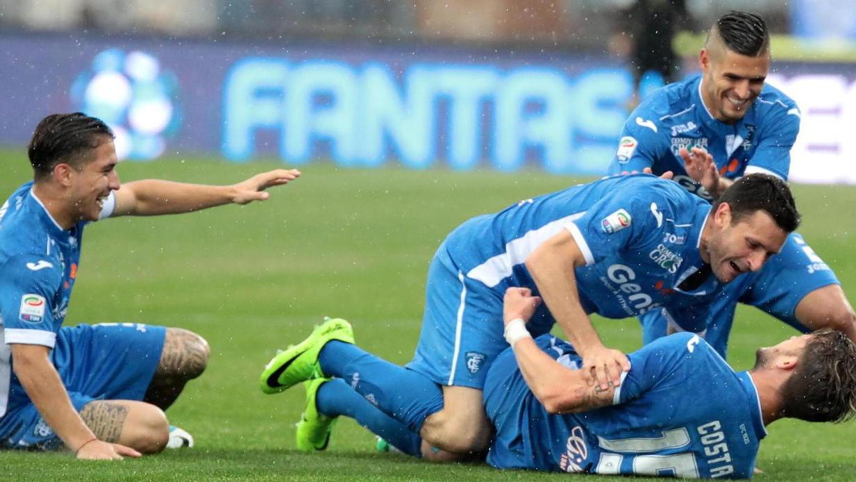 josÈ mauri si ferma per noie muscolari