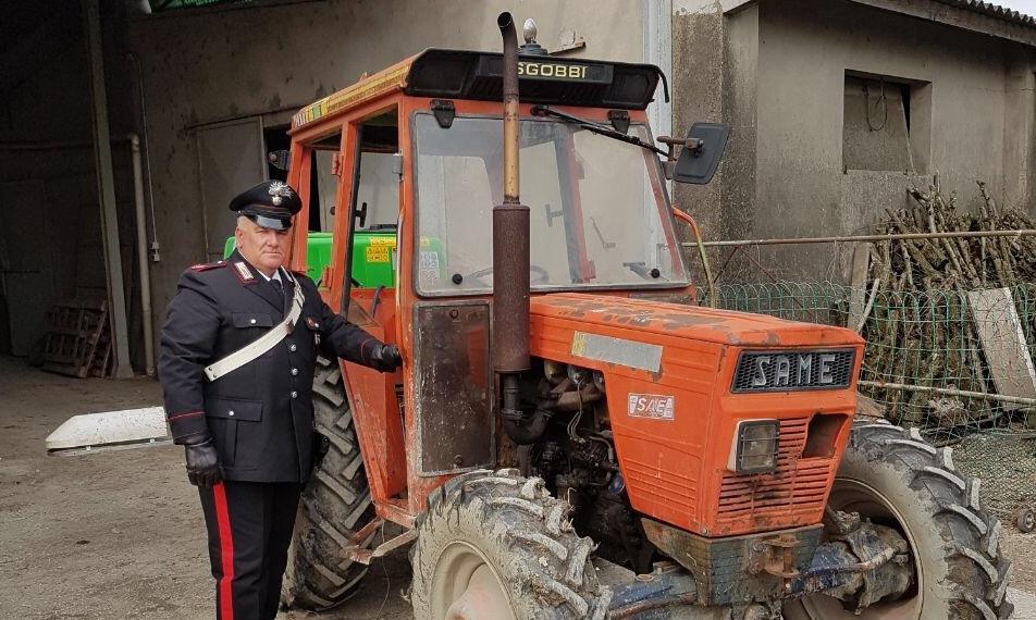 Rubano trattore, scoperti