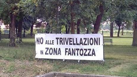 Striscioni contro le trivellazioni