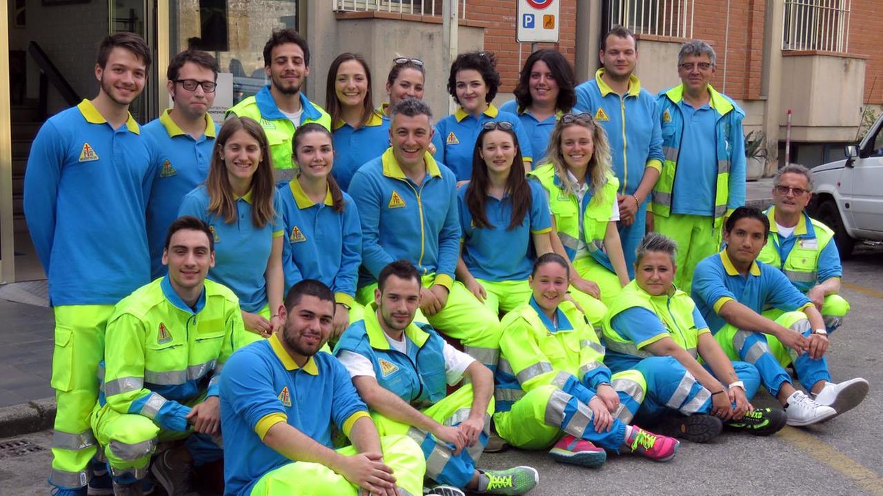 Un gruppo di volontari della Misericordia di Montemurlo