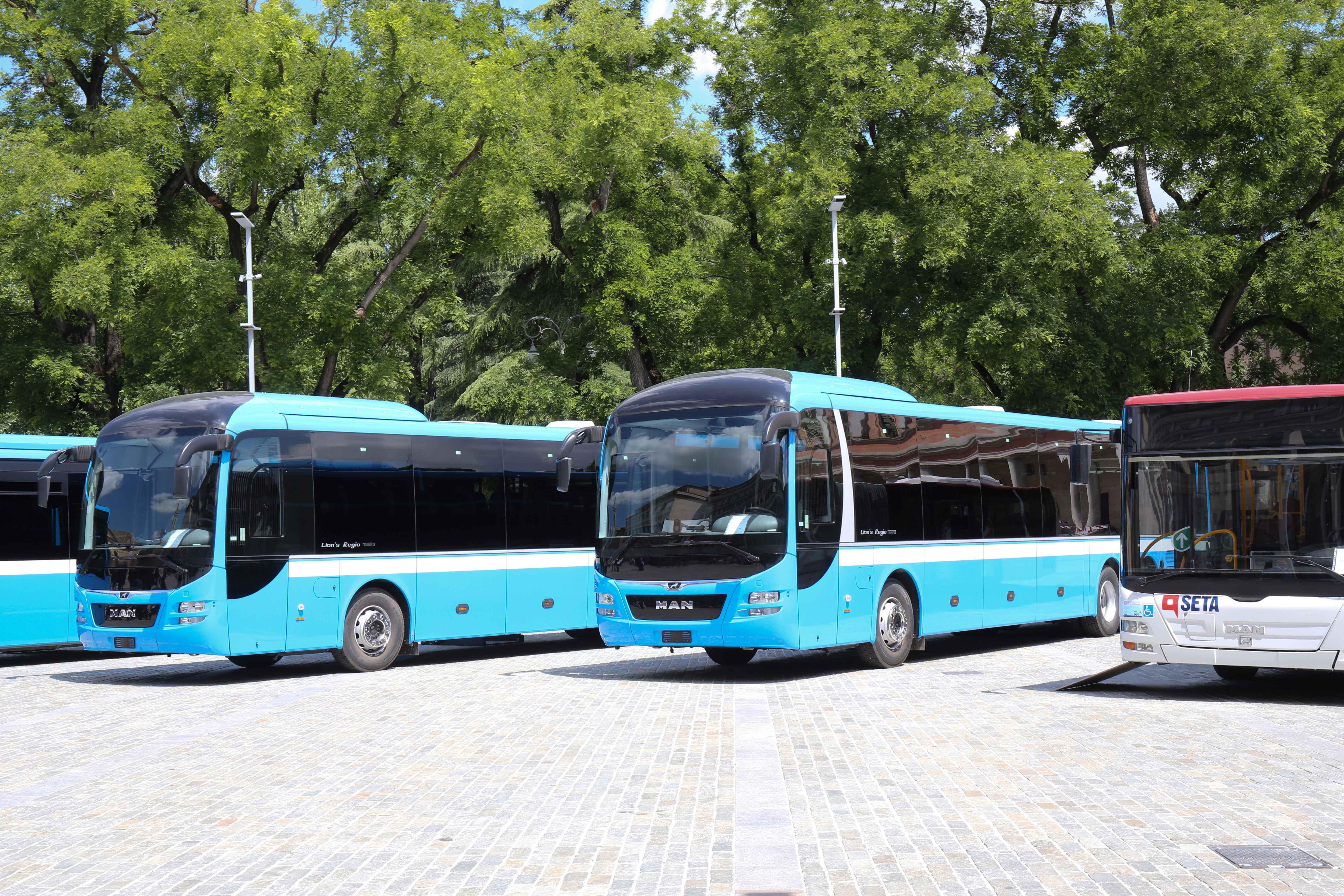 Boretto: si addormenta sul bus, resta prigioniero nel deposito di Seta