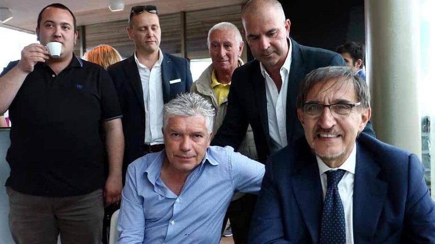 «Carrara polverosa: è marmo o incuria?»
