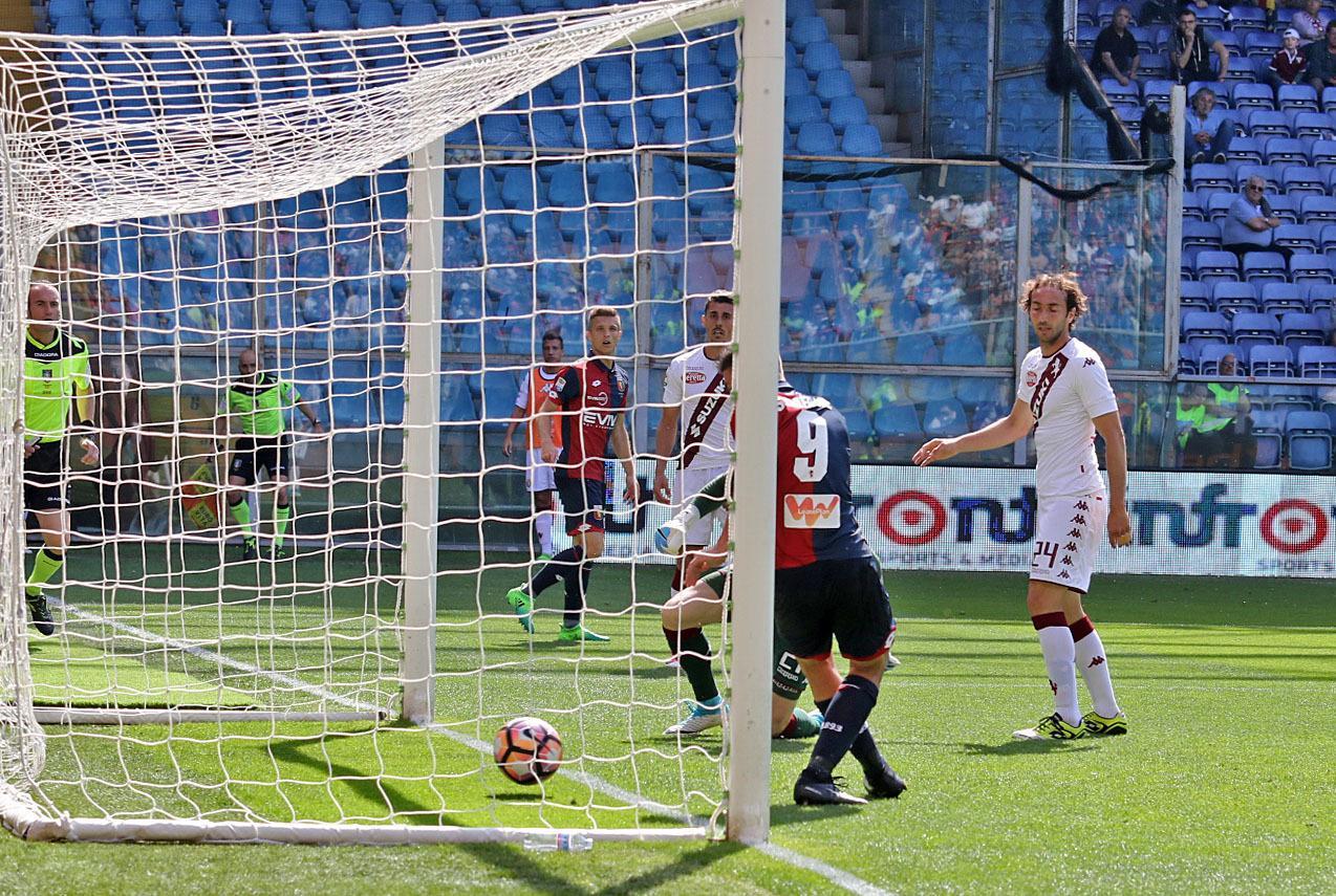 Il Genoa ringrazia il “Cholito” Tre punti e salvezza col brivido