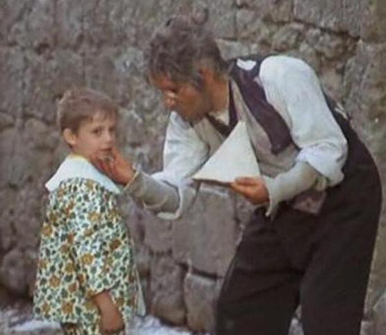 Andrea Balestri nei panni di Pinocchio nella serie tv del '72