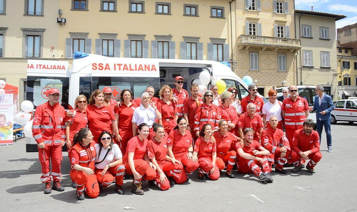 Nuovo mezzo per la Croce Rossa 