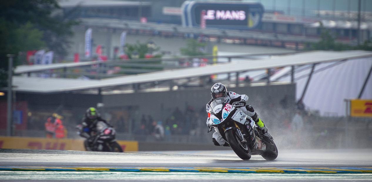 Il pilota lucchese a suo agio anche sul bagnato a Le Mans