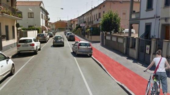 L'immagine di via Montalese (lavori in corso) con la nuova ciclabile
