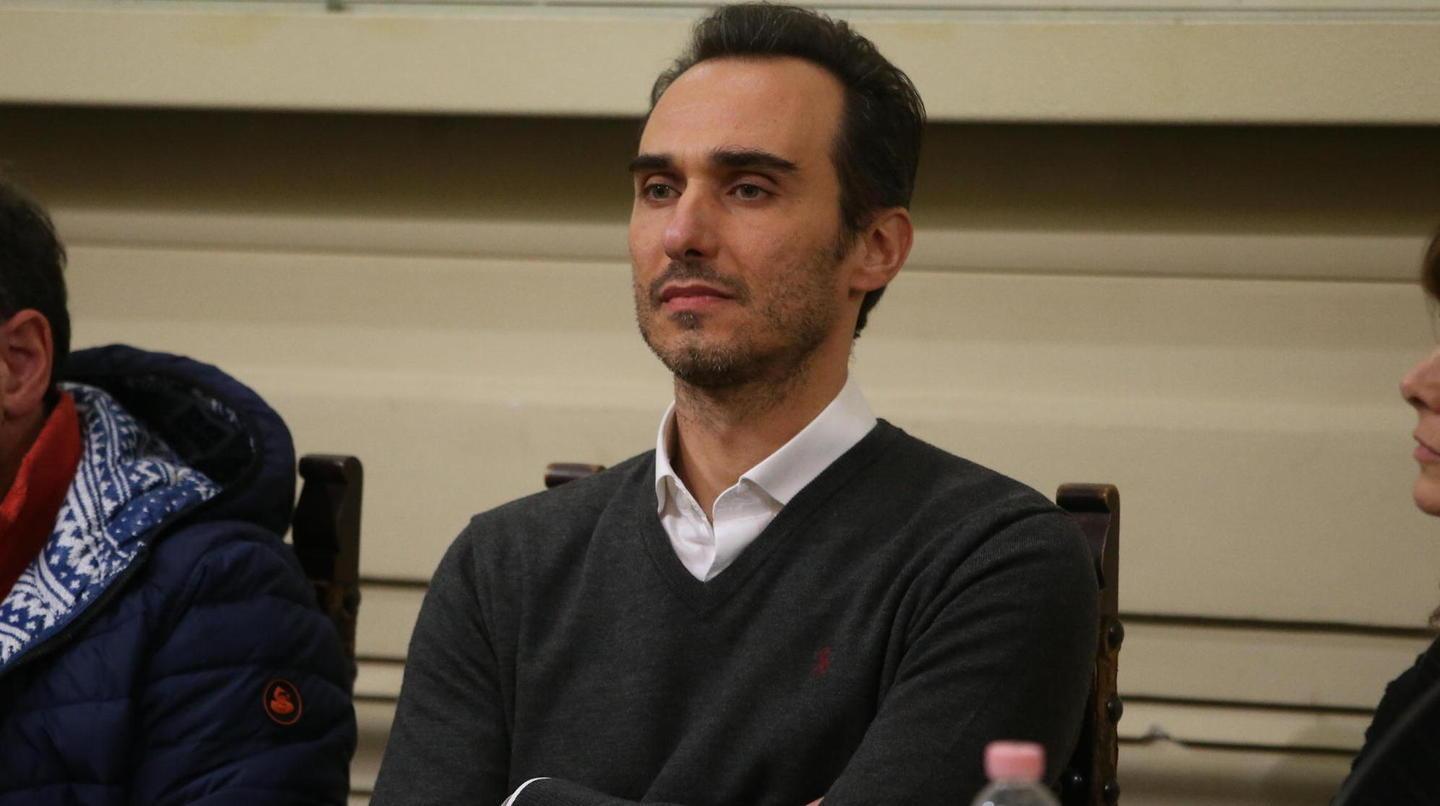 5 Stelle all’attacco del Comune: esca allo scoperto sul bando