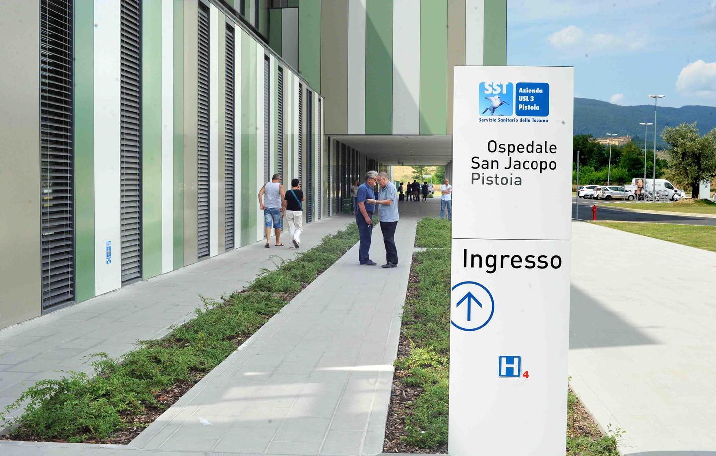 Biopsie, un medico in più al laboratorio analisi 