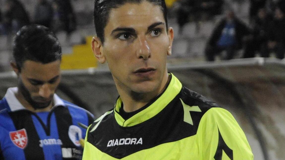 Con l’arbitro Dionisi dell’Aquila rossoneri ko a Castelfranco Emilia