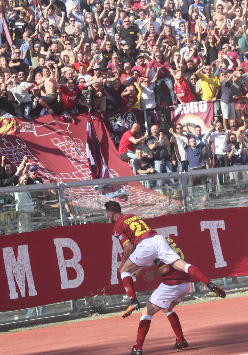 In 5mila al Picchi per spingere il Livorno 
