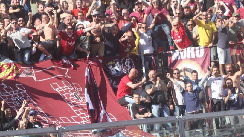 In 5mila al Picchi per spingere il Livorno