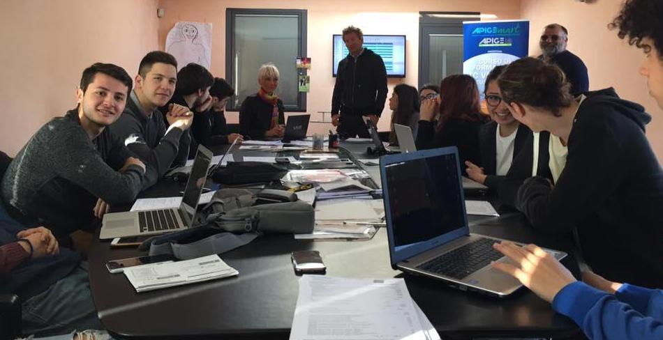 Gli allievi del Vespucci a lezione di amministratori di condominio 