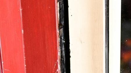 Ladri in azione nella notte colpiti tre negozi in centro