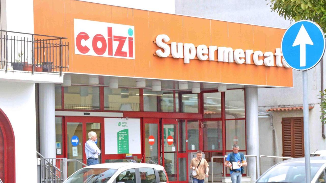 Chiude il supermercato Colzi restano senza lavoro in cinque