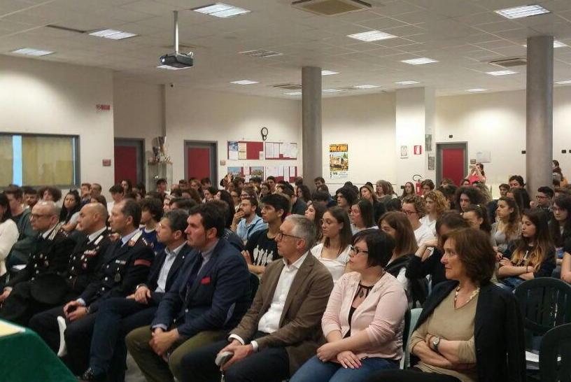 I ragazzi del liceo hanno ricordato Falcone e Borsellino