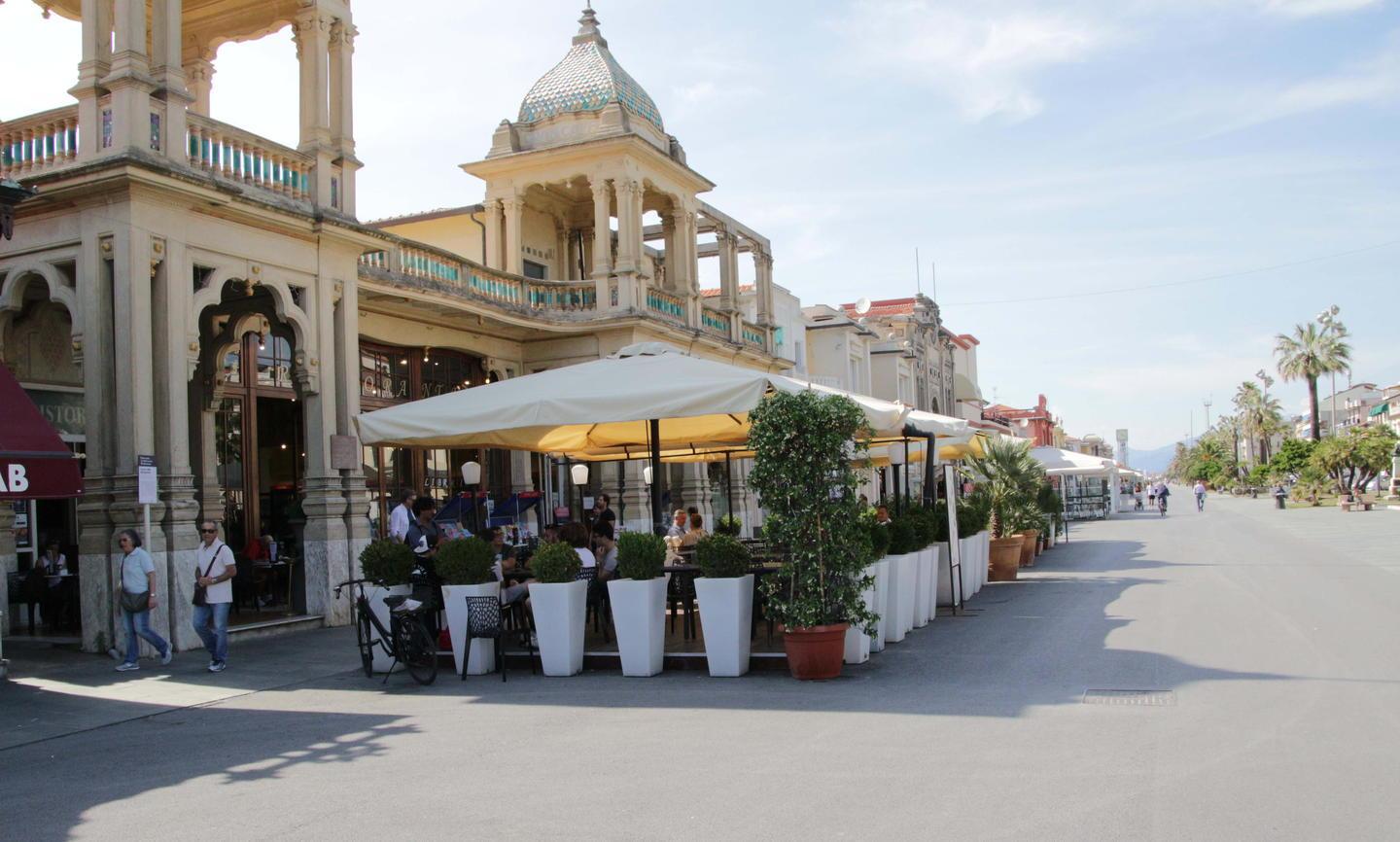 Caso miss Mondo: selezioni anche a Viareggio