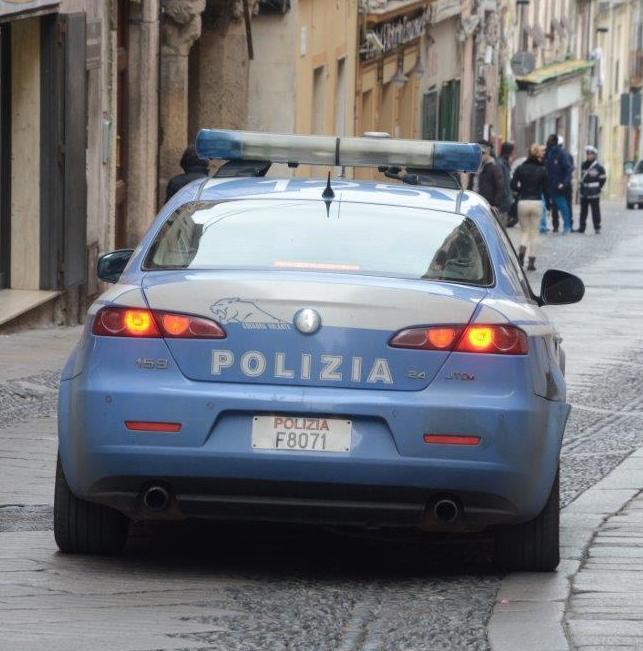 Rissa a colpi di sedie, denunciati 2 cinesi e due marocchini 