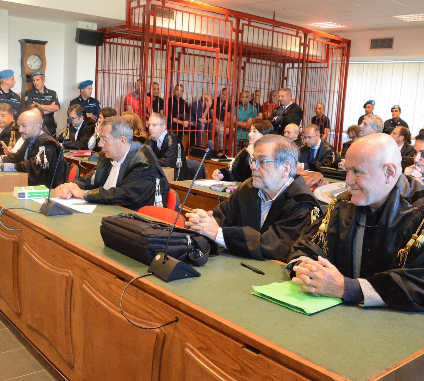 Aperto e rinviato il processo per gli assalti ai portavalori
