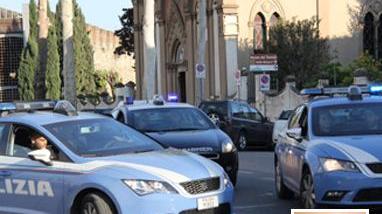 Arrestati due georgiani per tentato furto in casa
