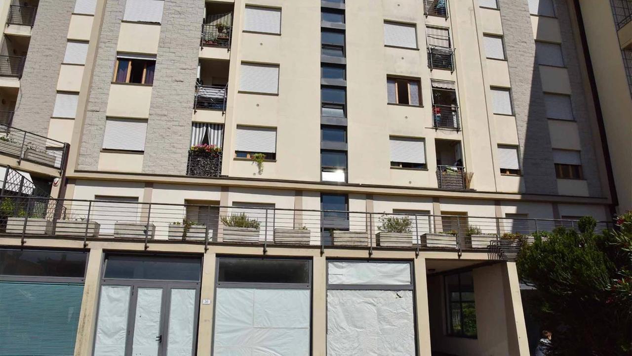 Ji, boss e operaio montava Rolex falsi in camera da letto