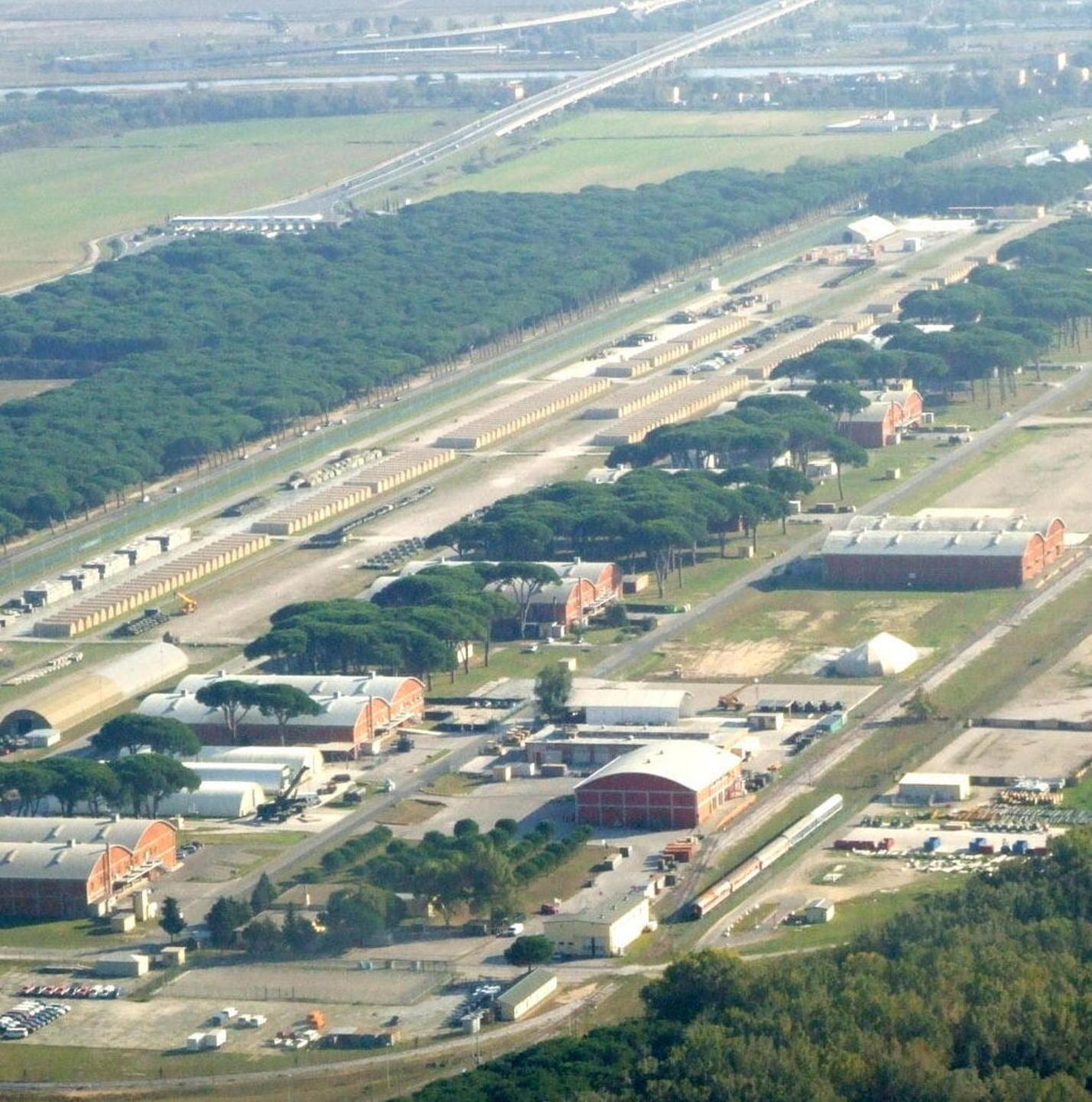 Ponte mobile e nuova ferrovia La base Usa sarà potenziata 