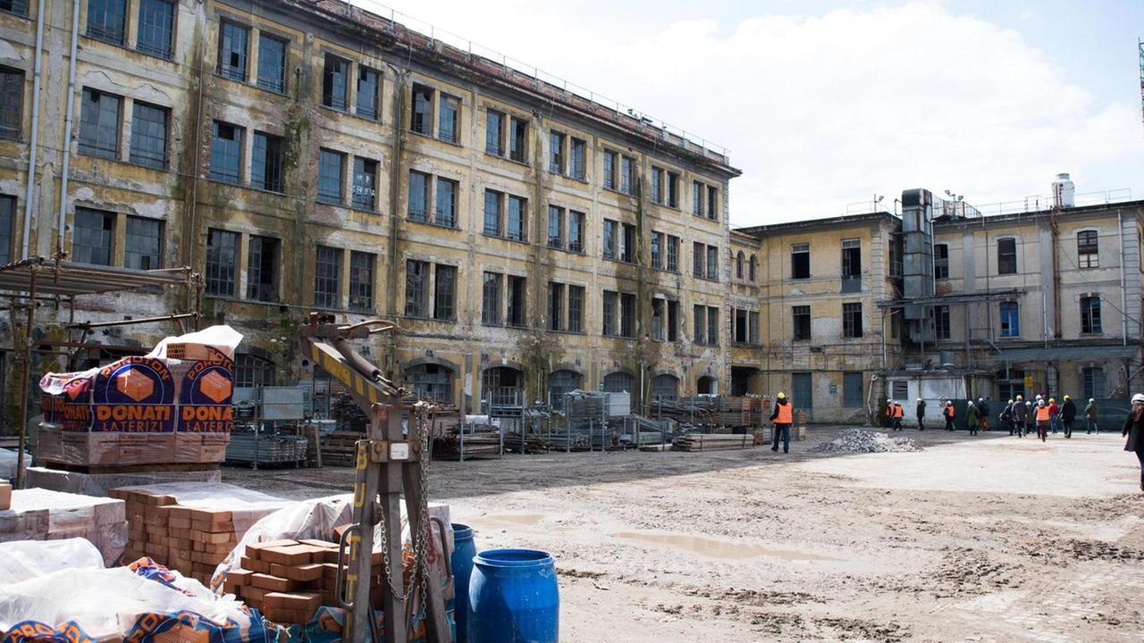 Manifattura, Aspera subentra a Unieco