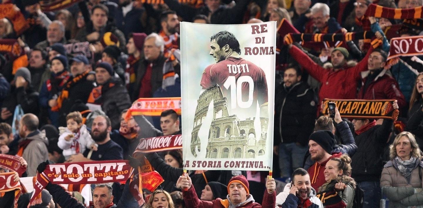 Totti dice addio alla Roma Il futuro però è un enigma 