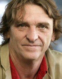 Burgess: «Gli adolescenti? Scrivere per loro significa aiutarli ad essere più forti» 