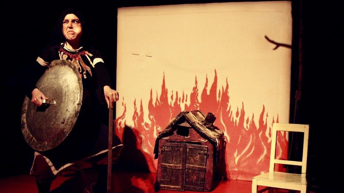 “Piccoli eroi” al Teatro Sociale