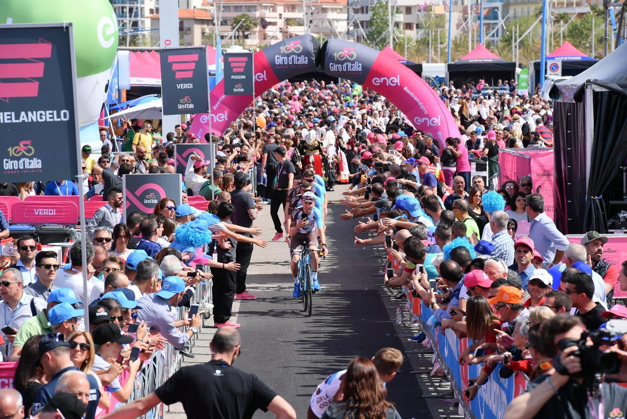 Il Giro d'Italia ad Alghero