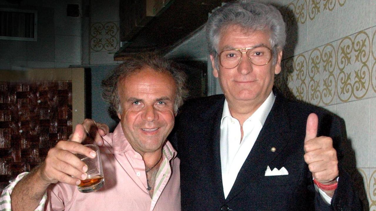 Jerry Calà con il patron della Capannina Gherardo Guidi