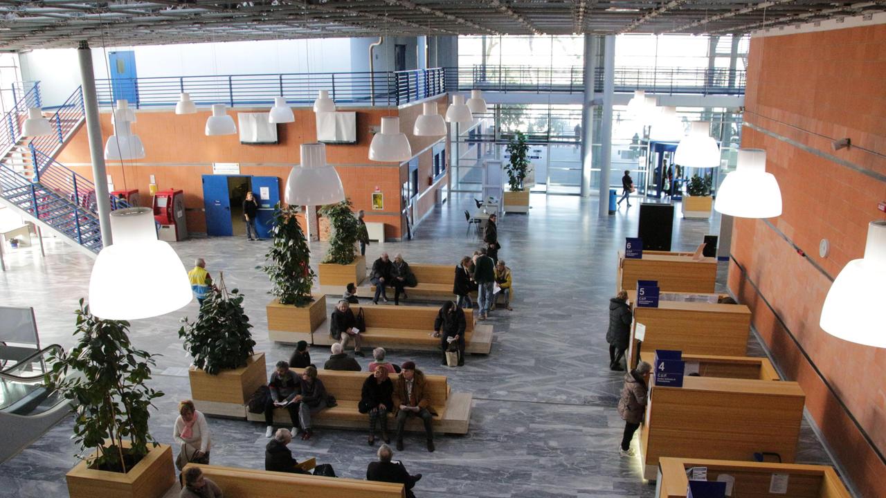 L'interno dell'ospedale Versilia (foto Ciurca)