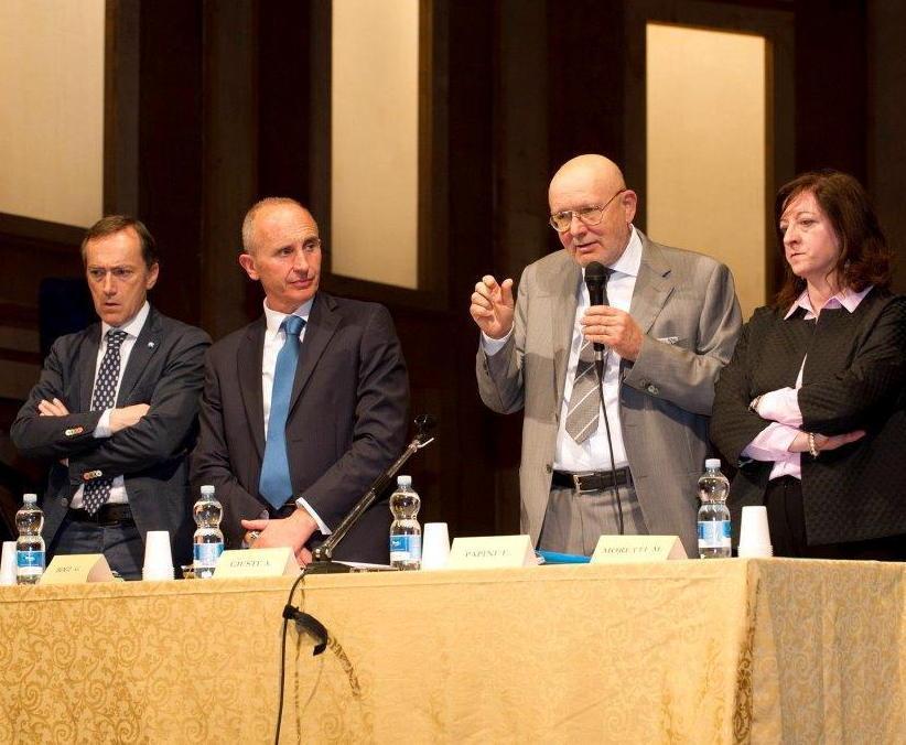 Il presidente Franco Papini illustra il bilancio della banca nel 2016