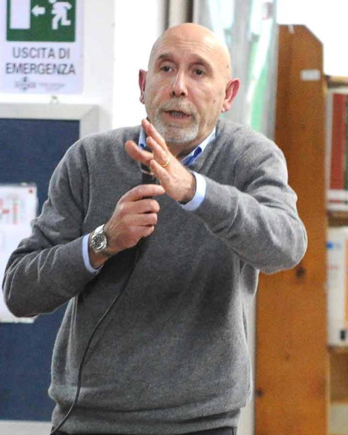 Mungai: Lunardi sfugge al confronto