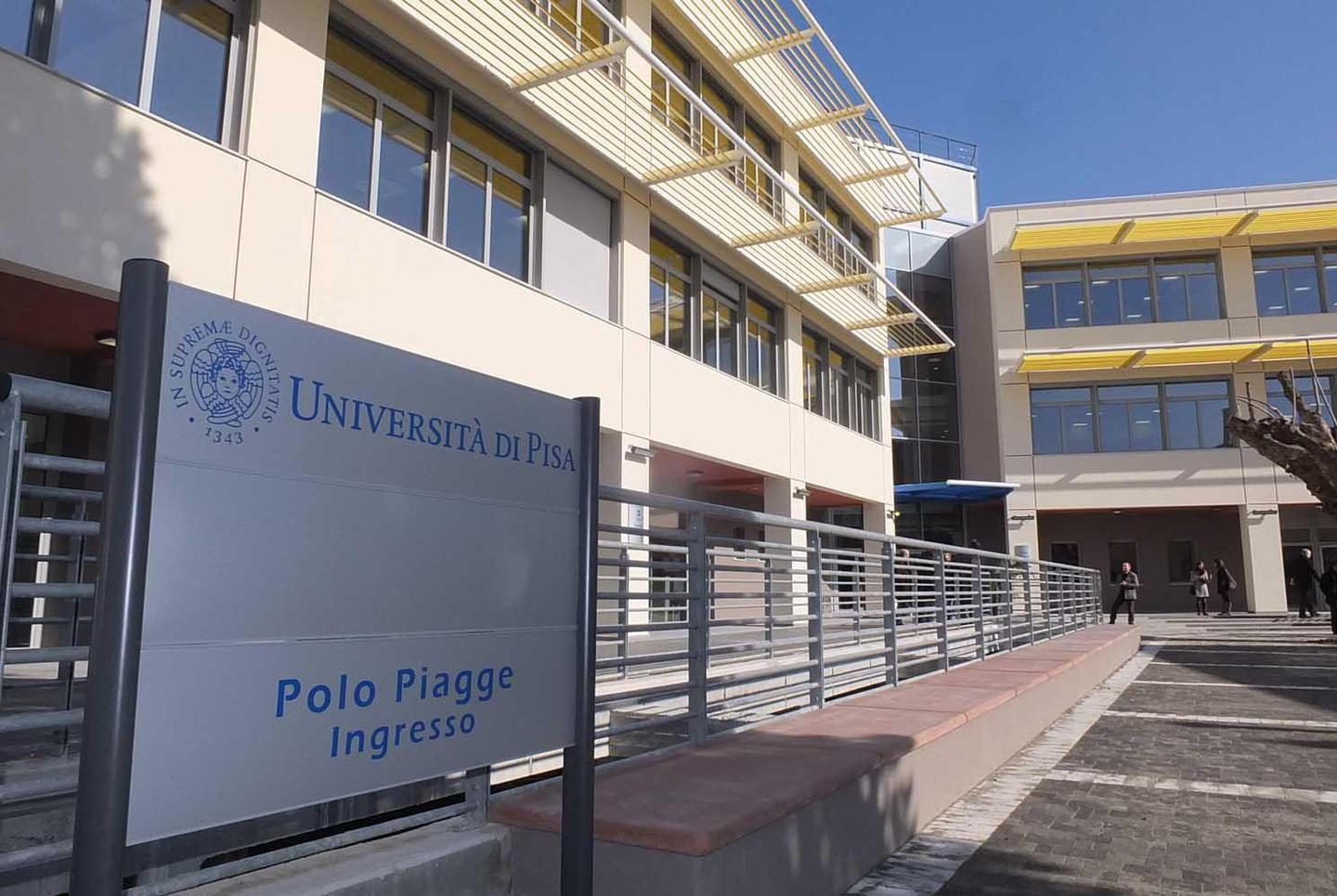 Test annullato, arrivano i carabinieri: bufera all'università di Pisa