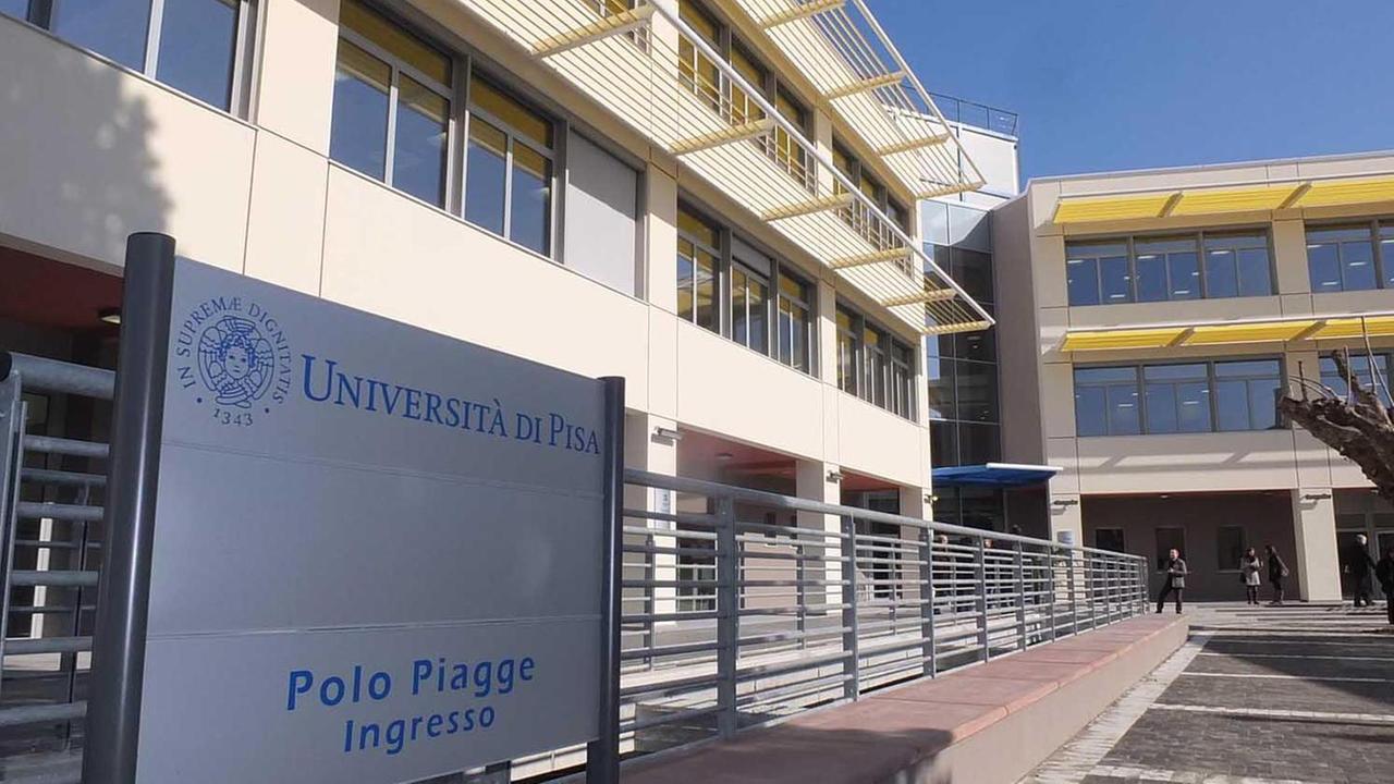 Test annullato, arrivano i carabinieri: bufera all'università di Pisa