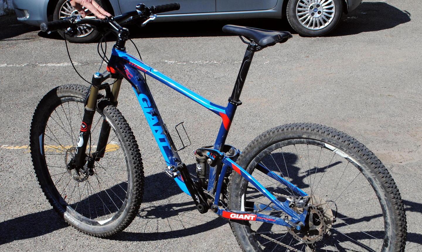 Dalla Francia per recuperare la bici rubata