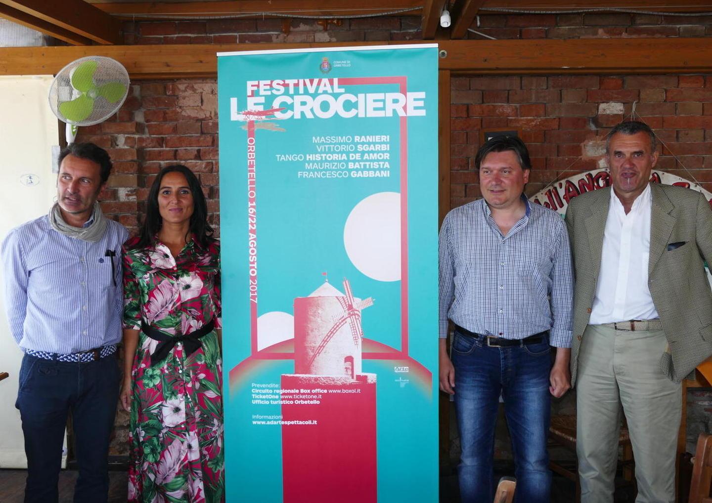Crociere superstar  Il festival accende  le notti in laguna  