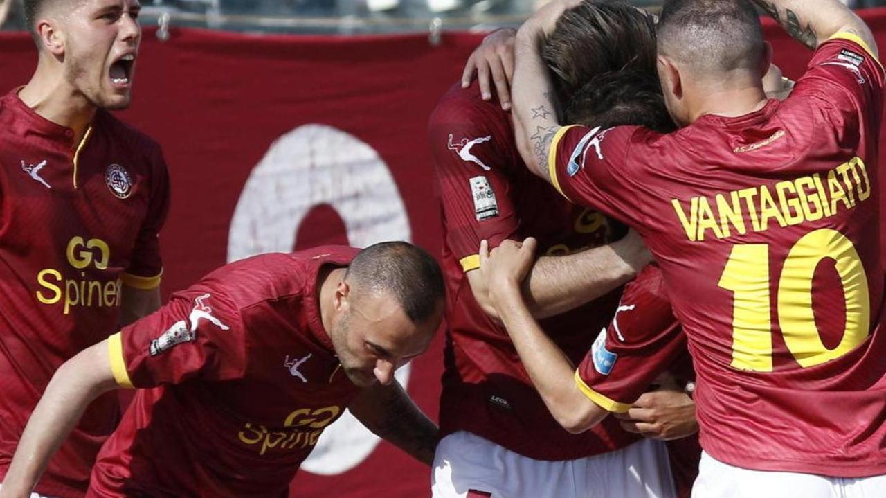 LA SQUADRA SA CHE ESISTE GIÁ UN FUTURO