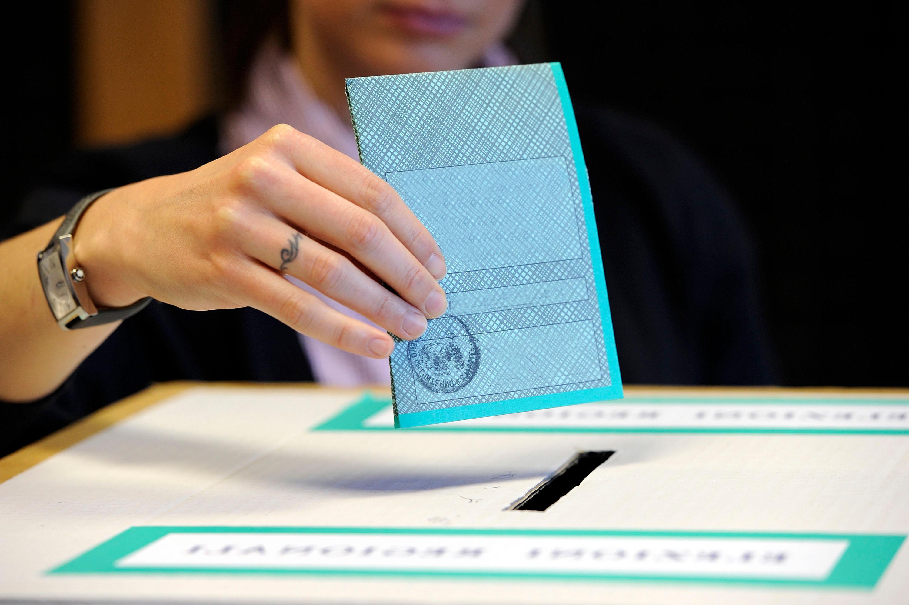 Elezioni, Toscana penalizzata: meno candidati, più battaglia. Ecco il toto-nomi nel centrosinistra 